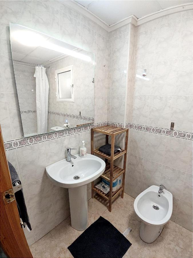 Modern Apartment 3Mins Walk To Playa Del Cura Beach トレビエハ エクステリア 写真